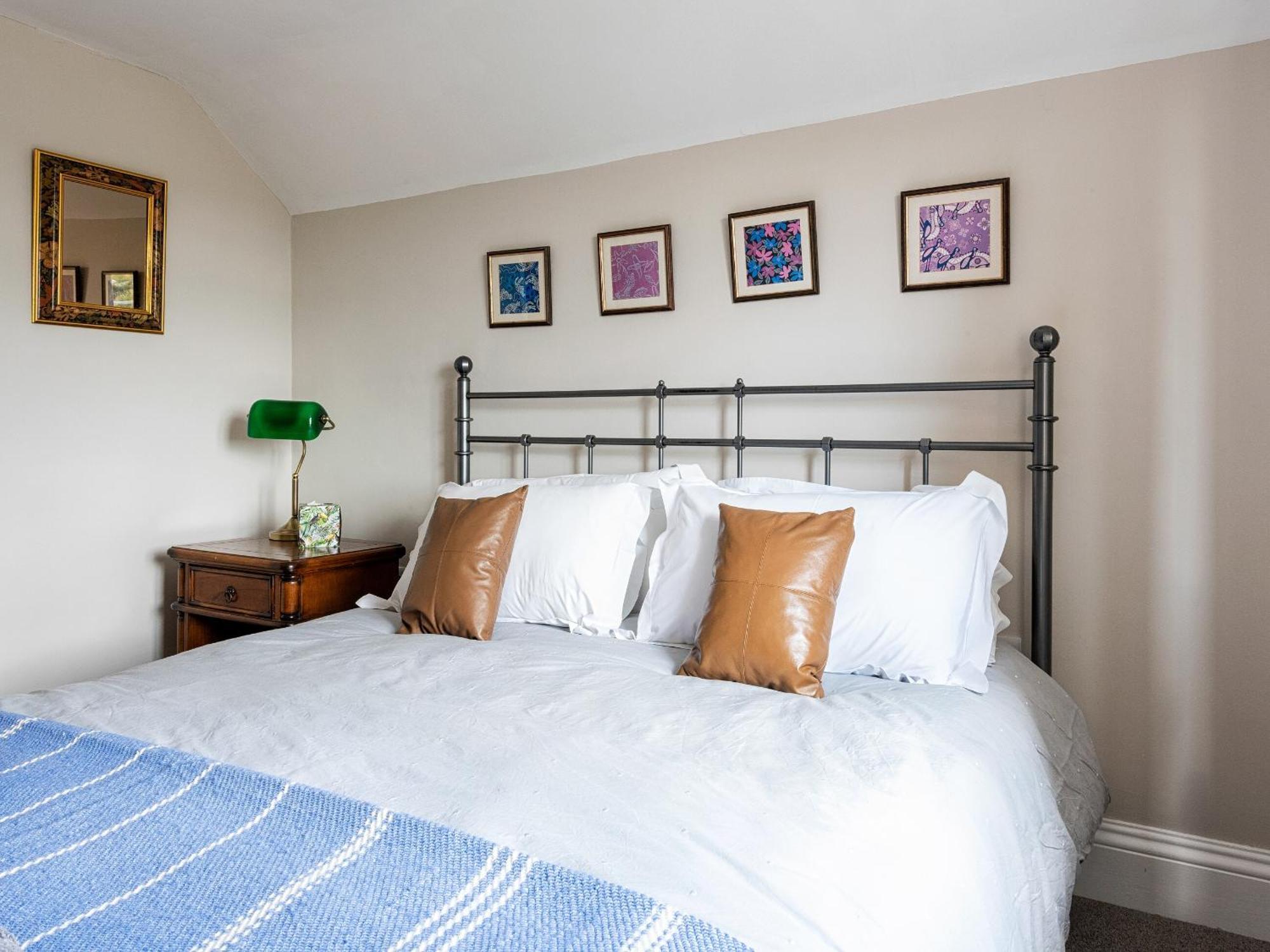 Red Kite Cottage Easton on the Hill Экстерьер фото